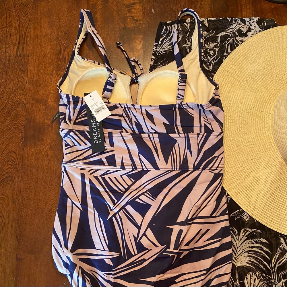 Blue & White, Tropical 🏝 Dreamsuit NWT Swimsuit - Picture 4 of 7